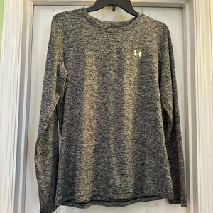 Under Armour Loose Fit Long Sleeve Tee Shirt